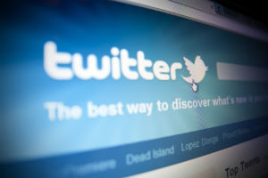 Leveraging Twitter for Your Resume Business