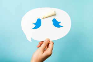 Job Boards For Resume Writers to Follow on Twitter
